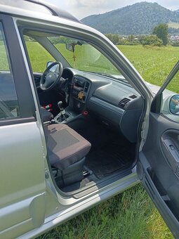 Suzuki Grand Vitara. - 7