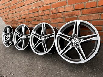 Disky R18 Volkswagen Audi Škoda Mercedes S/R-Line5 112 Dia 5 - 7
