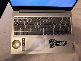 Lenovo Ideapad 3 - 7