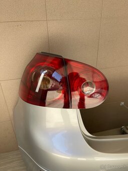 Zadný narazník VW Golf V R32,GTI look - 7