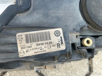 Svetlá Volkswagen Touareg 7L - 7