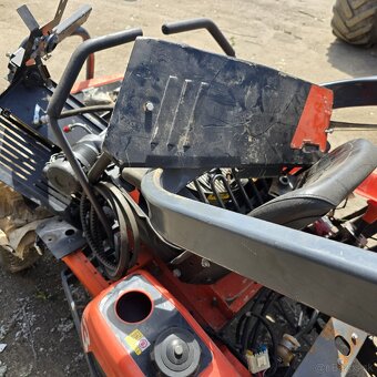 KUBOTA GZD 15 - 7
