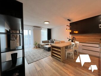 3-izb moderný, kompletne zariadený byt s terasou a parkovací - 7