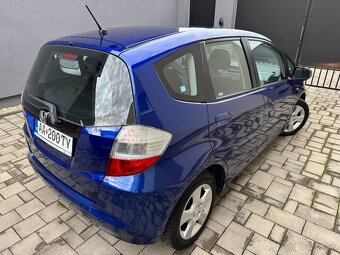 HONDA JAZZ 1,2 i-VTEC, BENZÍN, MANUÁL, 2/2011, 165 212 KM - 7