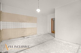 ALL INCLUSIVE I 5 IZBOVÝ RD S GARÁŽOU, POZEMOK 712 M2- MATÚŠ - 7