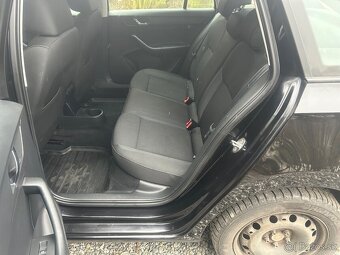 ŠKODA RAPID SPACEBACK 1.2TSI 63KW R.11/2013 - 7