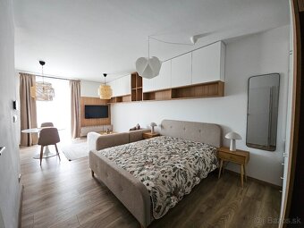 Exkluzívny 1+kk + balkón + parkovanie - 7