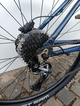 Predám horský bicykel DEMA RAVENA R07 - 7