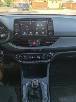 Hyundai i30 CW 1.6 CRDi - 7