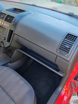 Predám volkswagen polo - 7