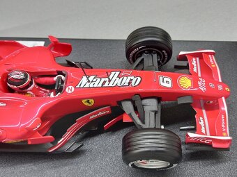 F1 FERRARI F2007 2007 MARLBORO RAIKKONEN HOTWHEELS 1:18 - 7