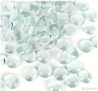 Materiál na dotvorovanie sada má 6 sáčkov - 7