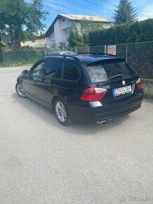 BMW - 7