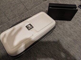 Nintendo Switch V2 + ochranná fólia + micro SD karta+ 6xhry - 7