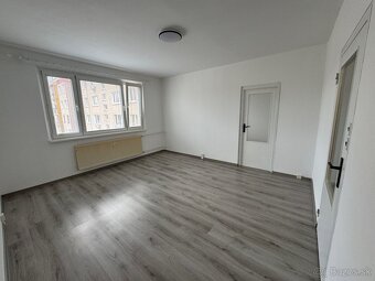 Ponúkam na prenájom 3-izbový byt s loggiou - 7