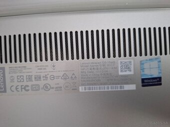 Lenovo IdeaPad 720 - 7