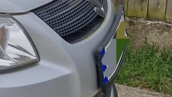 Predám na náhradné diely suzuki sx4 - 7