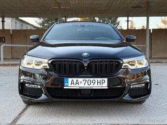 BMW Rad 5 Touring 530d xDrive A/T M Paket - 7