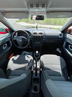 SKODA Fabia 1.2 HTP Limited Sport Edition - 7