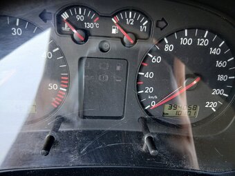 Predam Volkswagen Golf 4 1.9 Tdi - 7