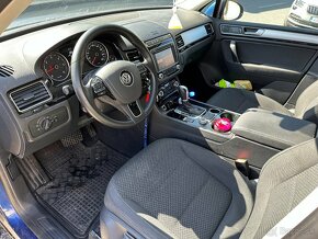 VW Touareg 3.0 V6 TDI 4Motion--1.Majitel-rv:2017--52.200km - 7
