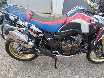 Honda Africa 1000 manuál - 7