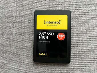 2,5" SSD Samsung / Kingspec / Intenso 500GB - 7