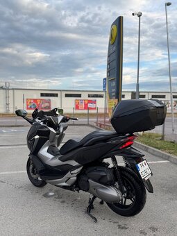 Honda Forza 300 - 7
