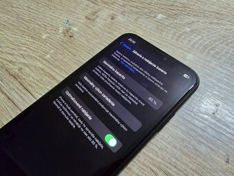 Iphone XR plnefunkcne okrem face id ale mozte si ho blokovat - 7