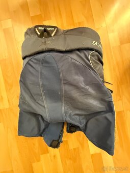 Použivaná hokejová výstroj JR/SR - 7