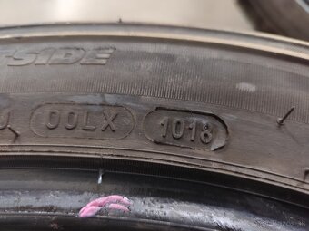 Predám celoročné pneumatiky 235/55R18 - 7