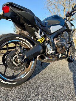 Honda CB650R - 7