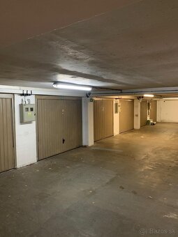 Predám podzemnú garáž s bránou - vykurovanú - 7
