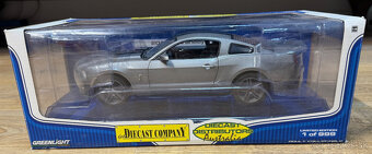 Ford Mustang - modely II. 1:18 - 7