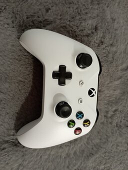 XBOX ONE S 500GB HDD - 7