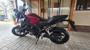 Honda CB650F - 7