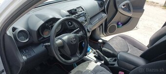 Predám Toyota Rav4, r.v. 12/2011 - 7
