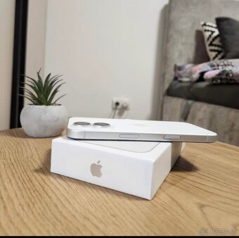 Apple Iphone 16 128gb - 7