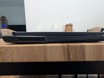 Lenovo Legion 5 17,3" - 7