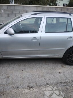 Rozpredám škoda Octavia 2 facelift combi 1,6 tdi - 7
