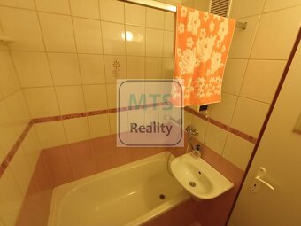 Veľký 2 izbový byt na Severe na predaj - 7