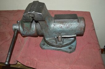 predam kvalitny socialisticky zverak YORK - 7