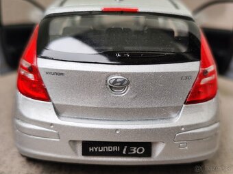 Predám tento Kovový model.Hyundai i30 - 7
