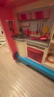Barbie karavan - 7