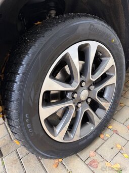 Jeep Grand Cherokee Overland - 7