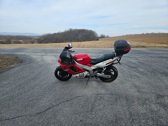 Yamaha YZF 600R - 7