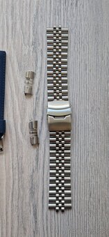Predám prebytočné náramky a remienky - 7