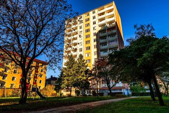 PALKOVIČOVA-2 izbový byt, pôvodný stav, nádherné výhľady - 7