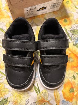 Tenisky Adidas  22 - 7