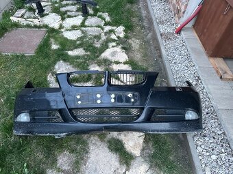 Predaj náhradných dielov na BMW e90 - 7